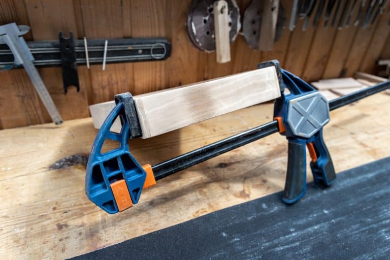 How Long To Let Wood Glue Dry Before Planing?