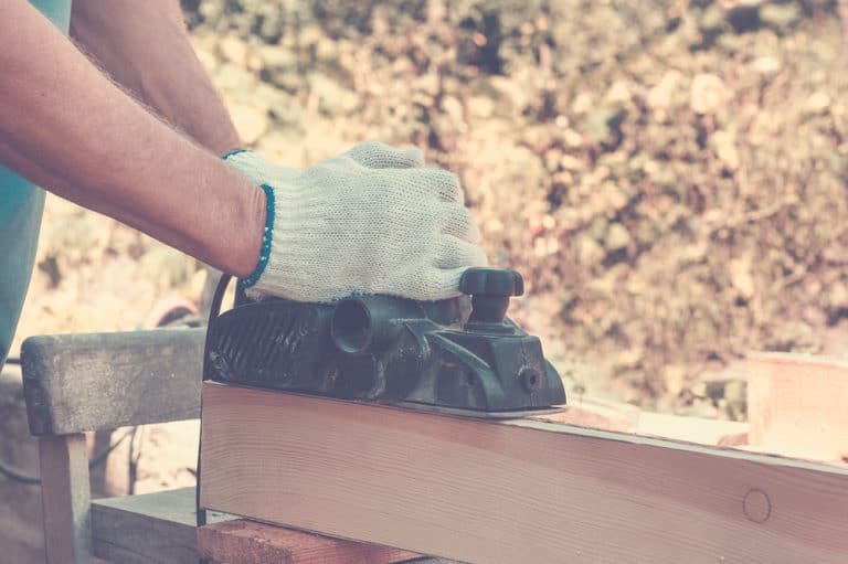 How Long To Let Wood Glue Dry Before Planing?