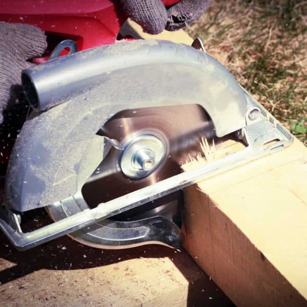 Why Does My Circular Saw Keep Stopping? Tip & Trusted Fixes!