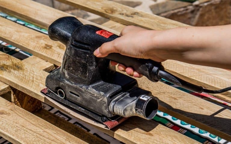 What Grit Sandpaper For Pallet Wood to Start a Project?