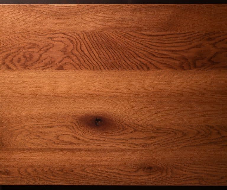 Is Red Oak Good For Outdoor Use?