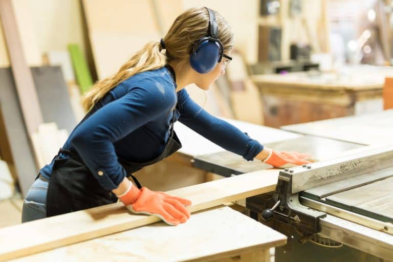 Table Saw Tripping Circuit Breaker Diagnosis & Solutions