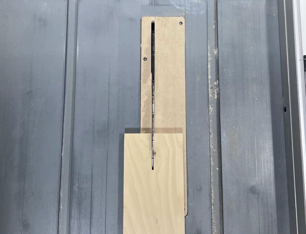 What Is Saw Blade Kerf In Woodworking? (Simple Definition)