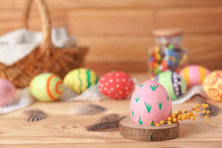 37 Simple and Easy Easter Woodworking Projects