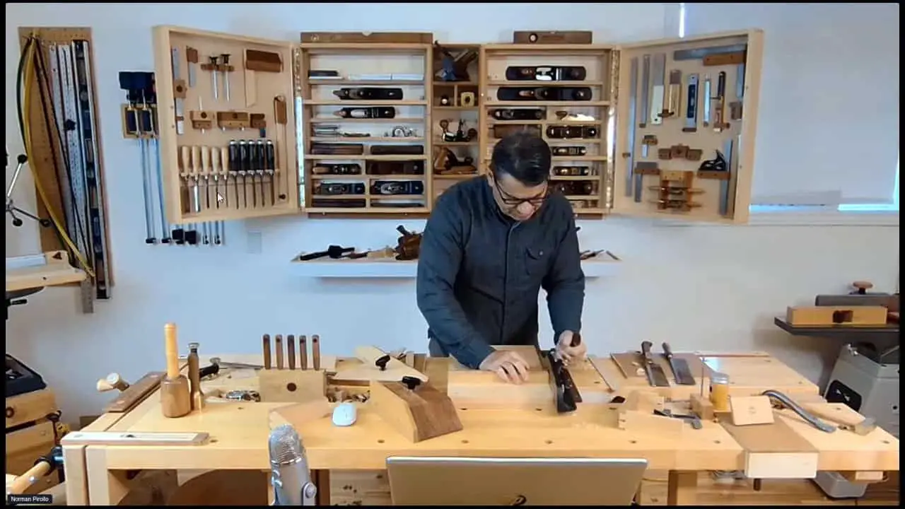 Checking for square edges with a gauge