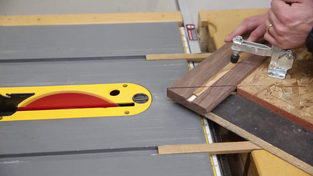 Stunning Walnut Picture Frame with Cherry Inlay