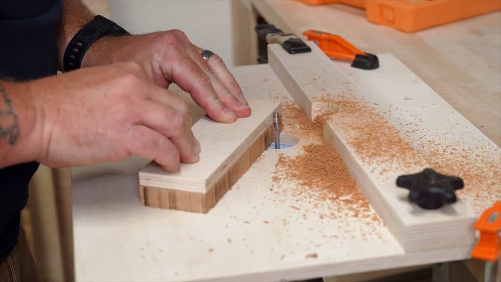 Minimalist Portable Router Table For Small Shops