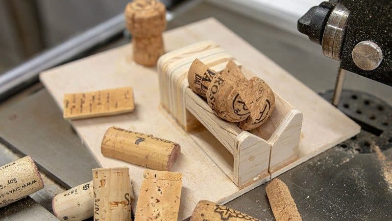 Bandsaw Jig for Cutting Corks