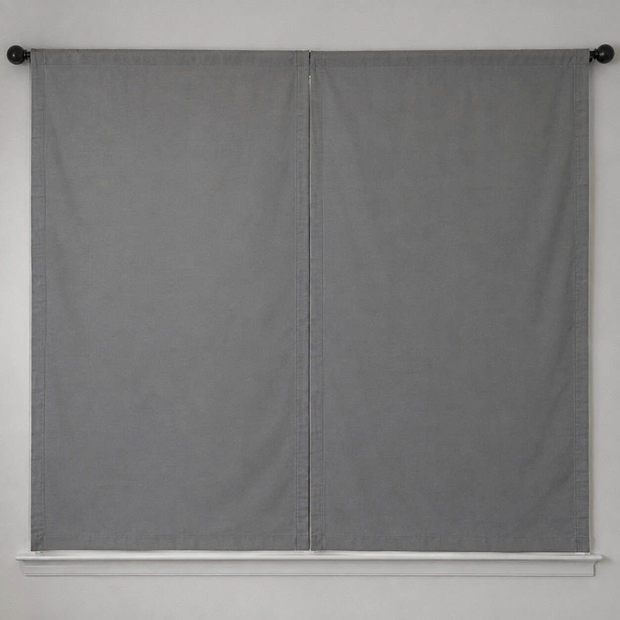 Skimpy Flat Panels With No Fullness