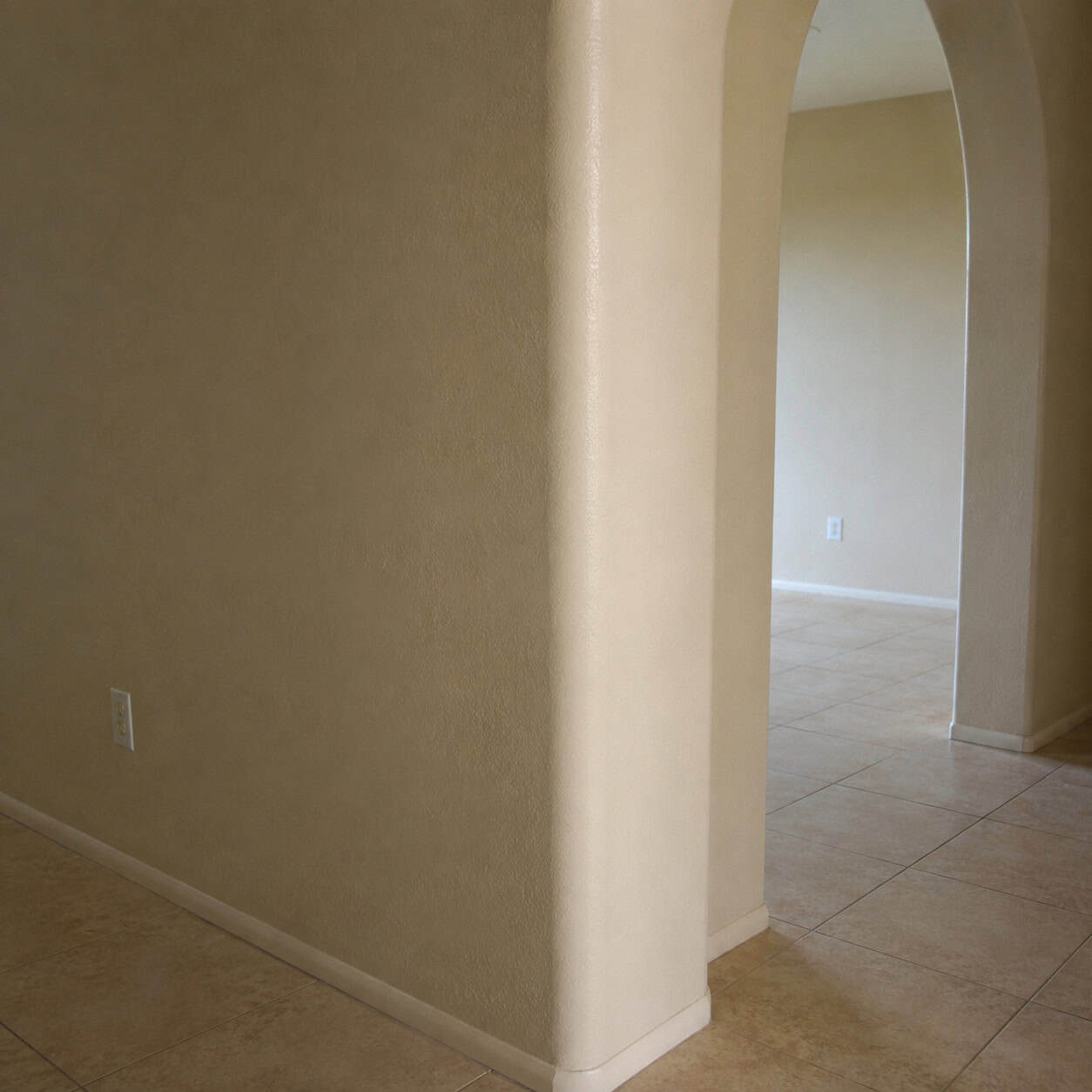 Bullnose Drywall Corners and Casing-Free Openings
