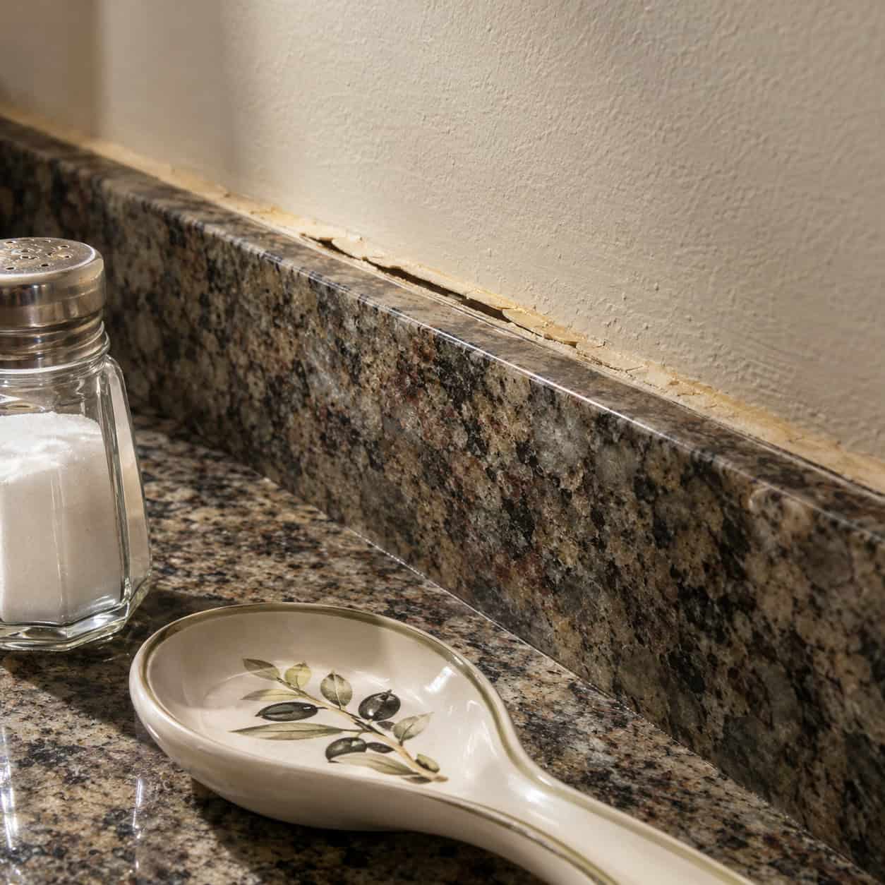 The 4-Inch Stone Backsplash Rail