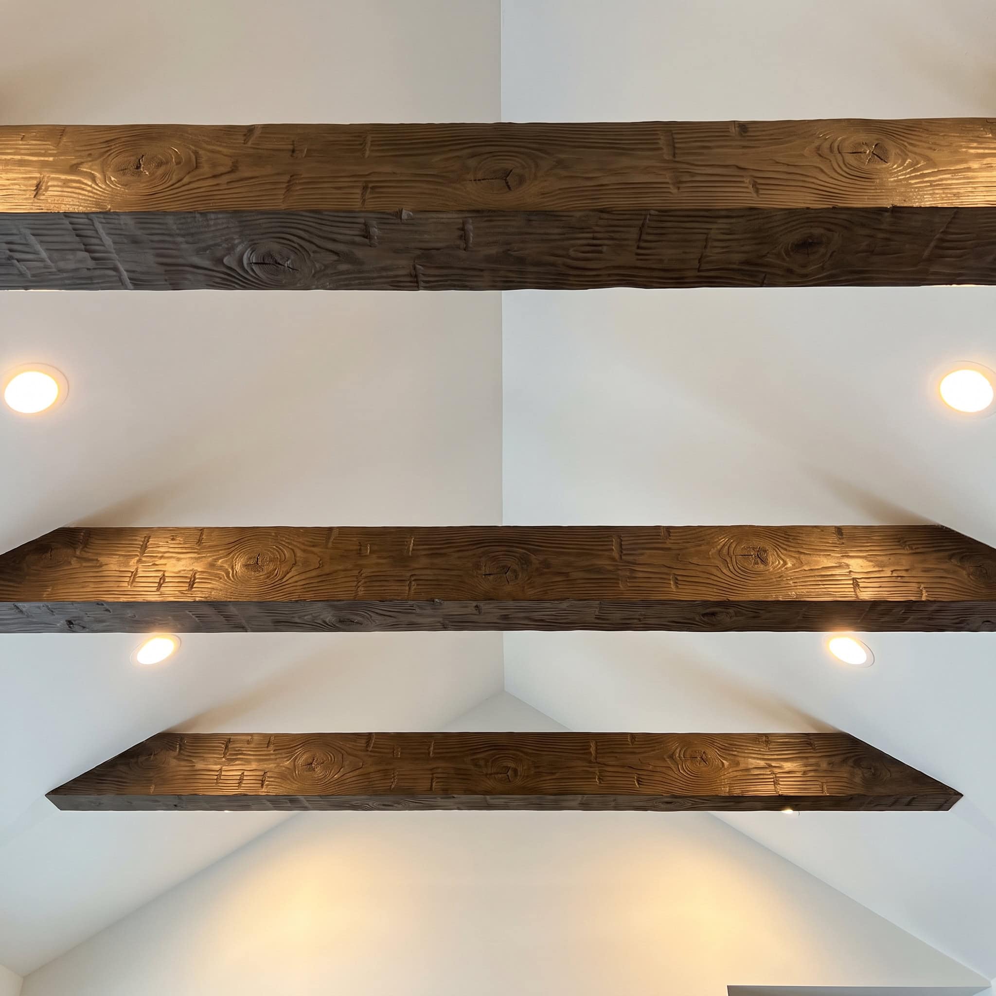 Faux Foam Ceiling Beams With Repeating Grain