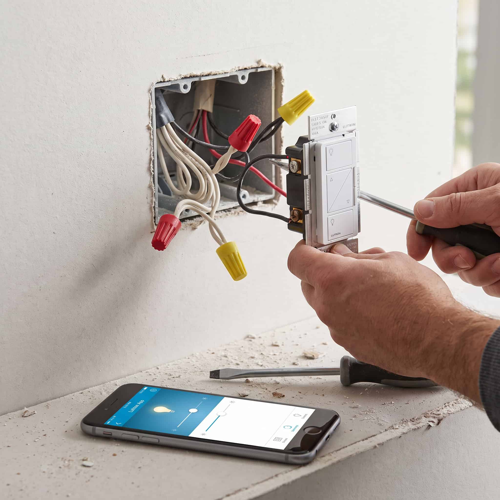 Smart Bulbs Instead of Smart Dimmer Switches