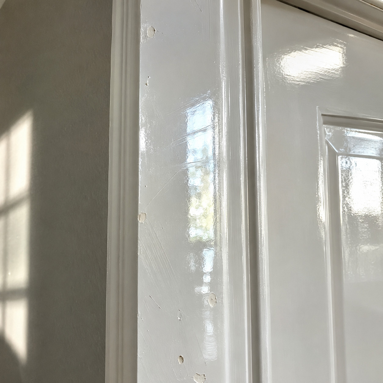 High-Gloss Trim Paint